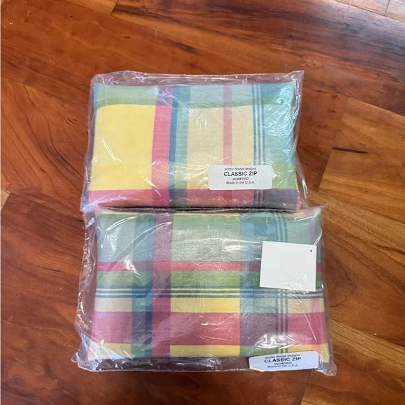 Nordic House designs NYC lined cosmetic bags-lot of 2 - Picture 2 of 8